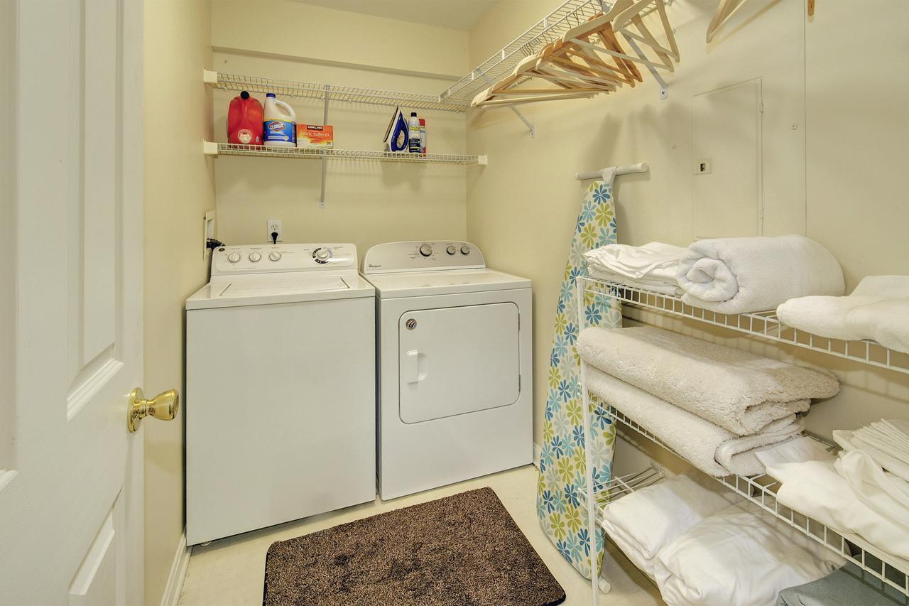 Lux Townhouse, Walk To All, Sleeps 6 Adults Louisville Ngoại thất bức ảnh